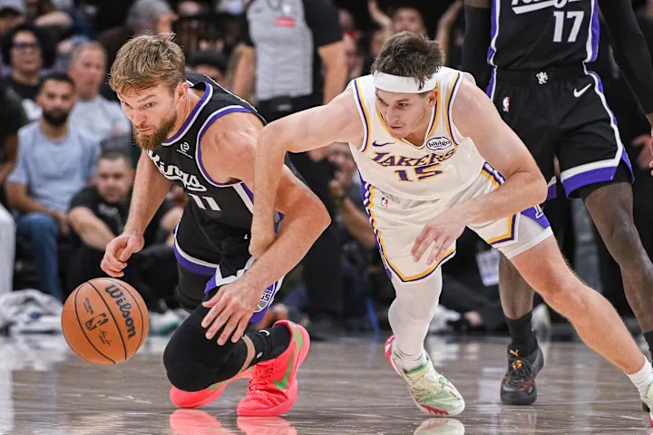 Duel Lakers vs Kings di NBA dengan kondisi kedua tim dilanda cedera pemain inti.